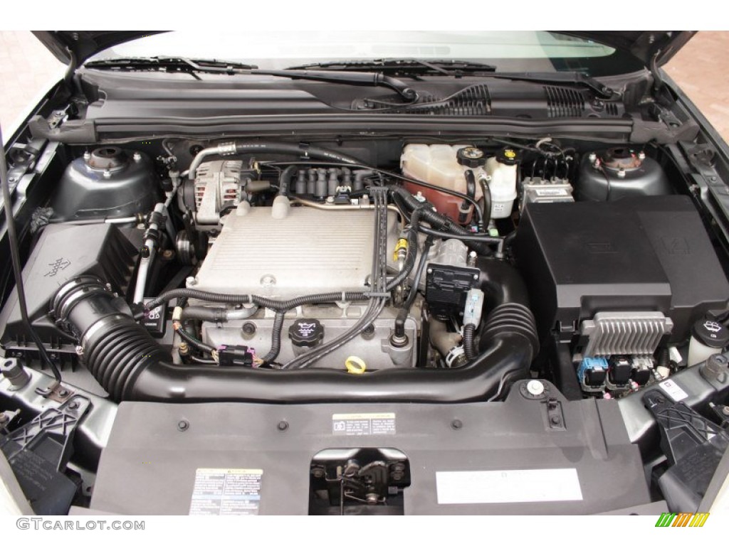 2004 Chevrolet Malibu Maxx LT Wagon 3.5 Liter OHV 12-Valve V6 Engine Photo #82952386