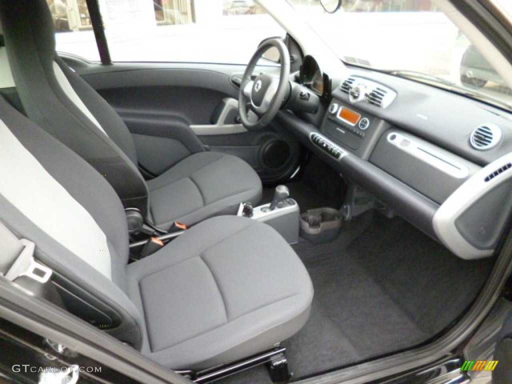 Plain Black Interior 2013 Smart fortwo pure coupe Photo #82952636