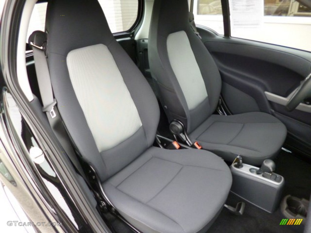 Plain Black Interior 2013 Smart fortwo pure coupe Photo #82952674