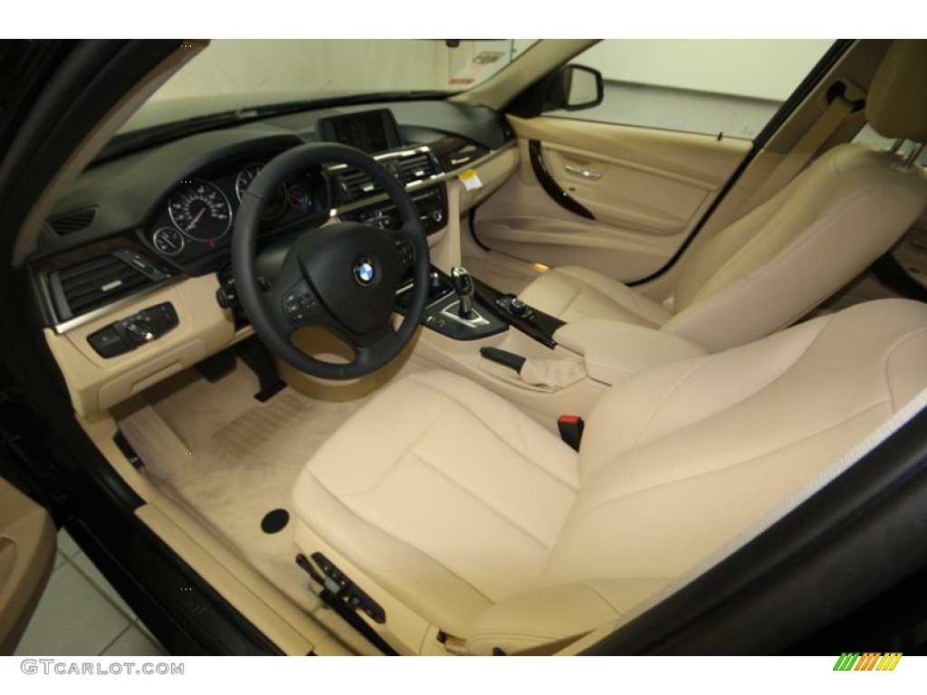 Black Interior 2013 BMW 3 Series 320i Sedan Photo #82953706