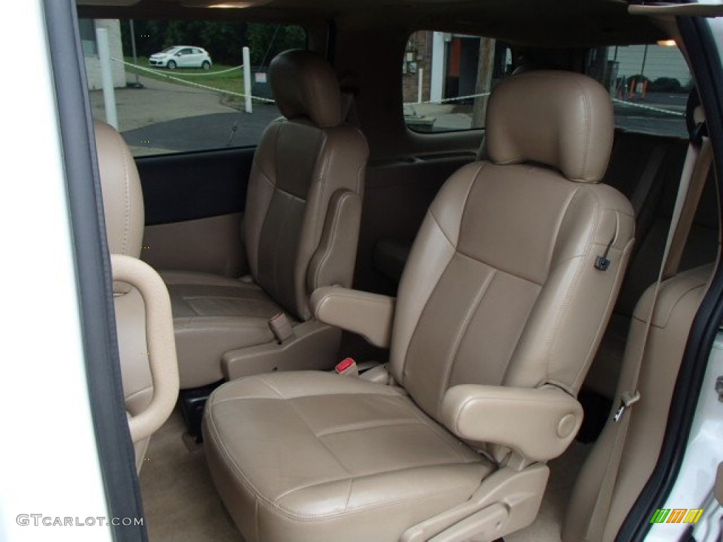 2007 Saturn Relay 3 Rear Seat Photos