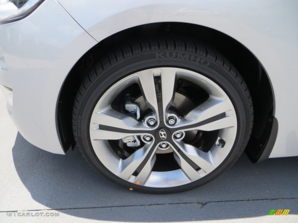 2013 Hyundai Veloster Standard Veloster Model Wheel Photos