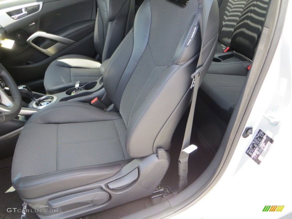 Black Interior 2013 Hyundai Veloster Standard Veloster Model Photo #82955250