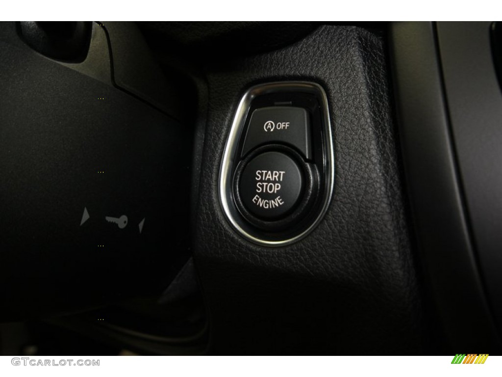 2013 3 Series 328i Sedan - Melbourne Red Metallic / Black photo #23
