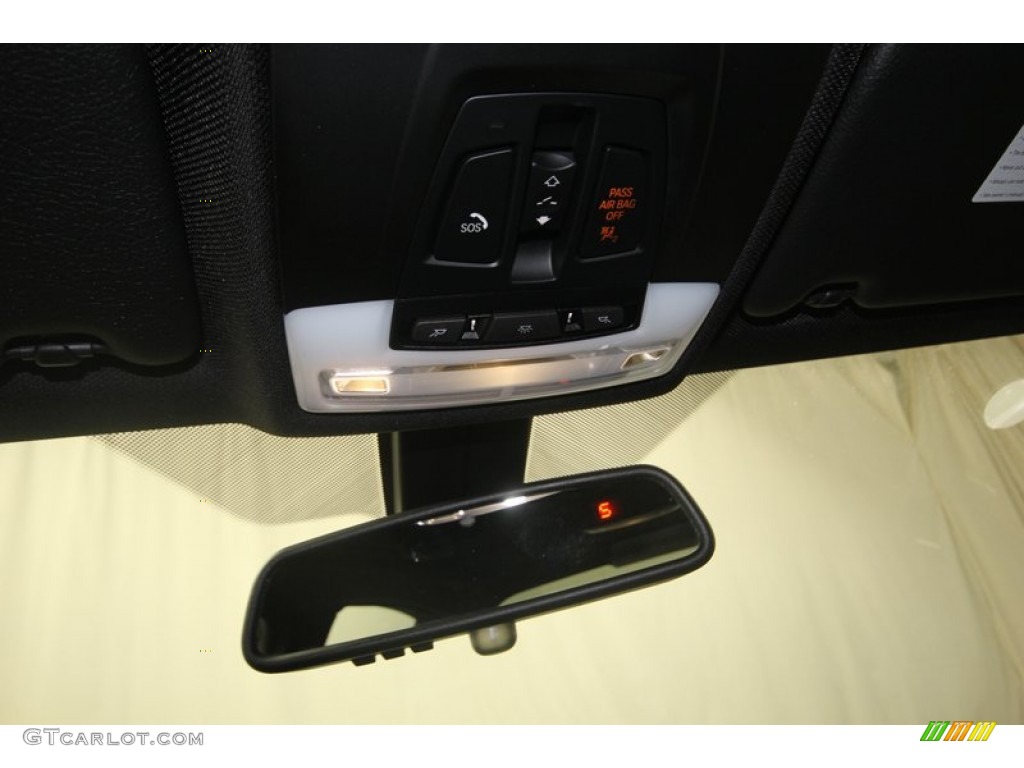 2013 3 Series 328i Sedan - Glacier Silver Metallic / Black photo #16