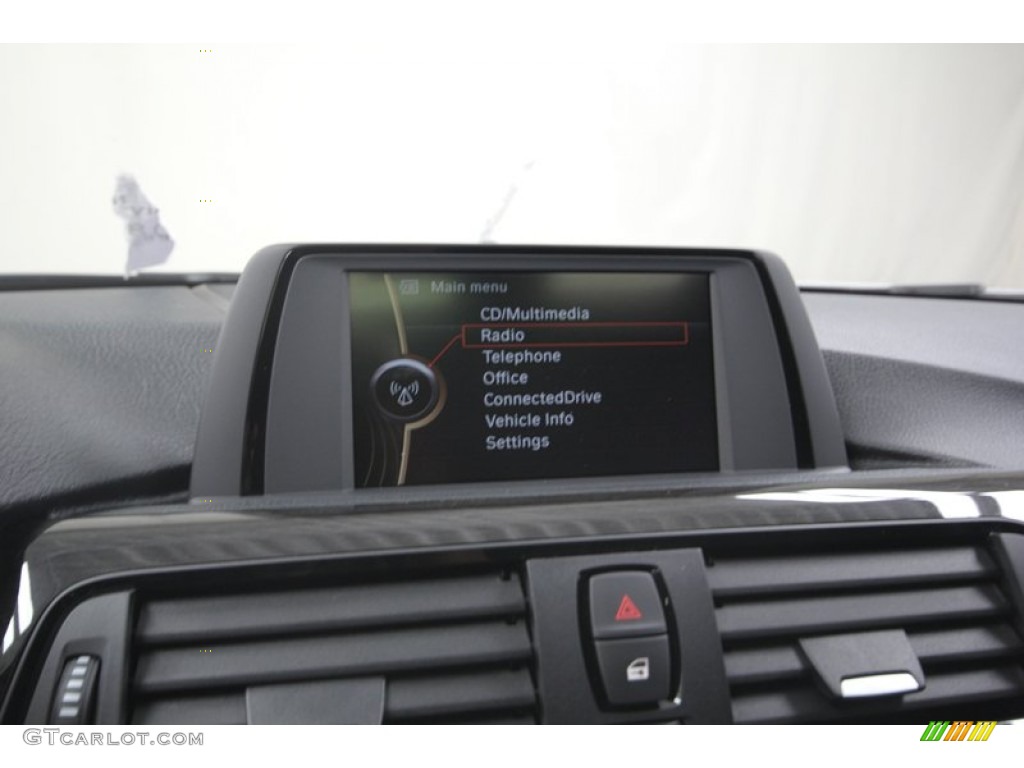 2013 3 Series 328i Sedan - Glacier Silver Metallic / Black photo #17