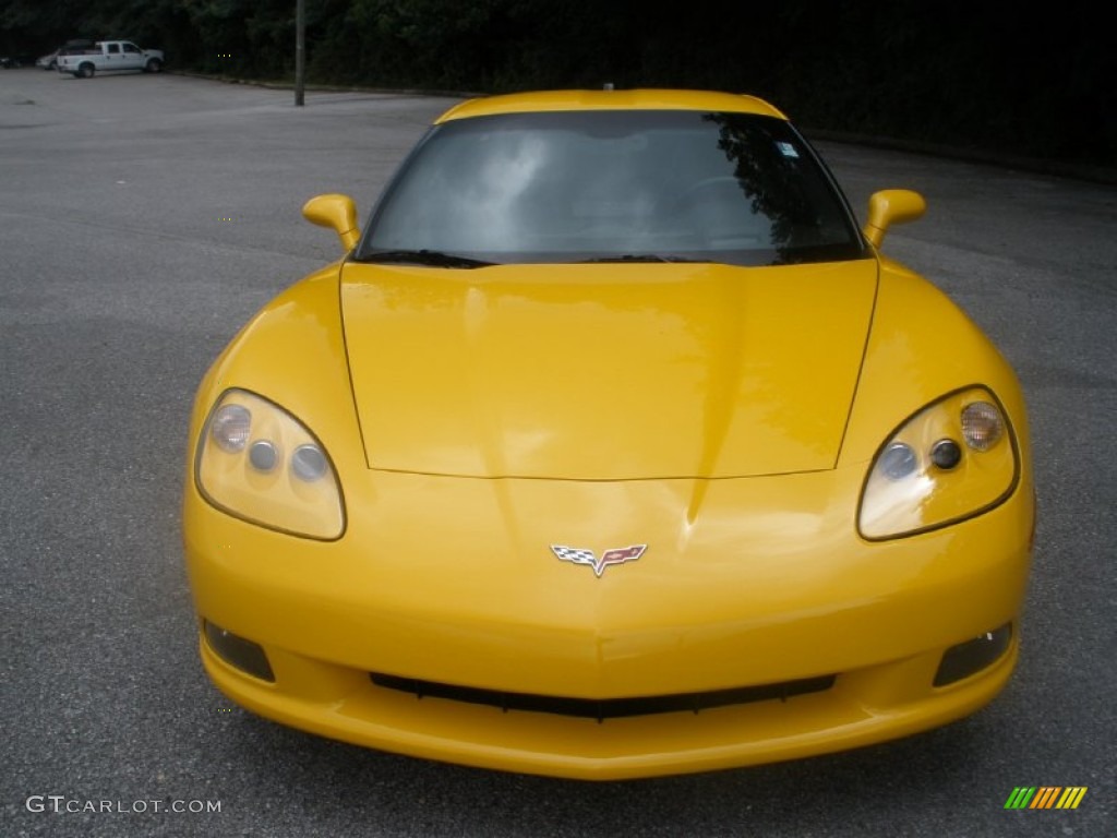 2005 Corvette Coupe - Millenium Yellow / Ebony photo #13
