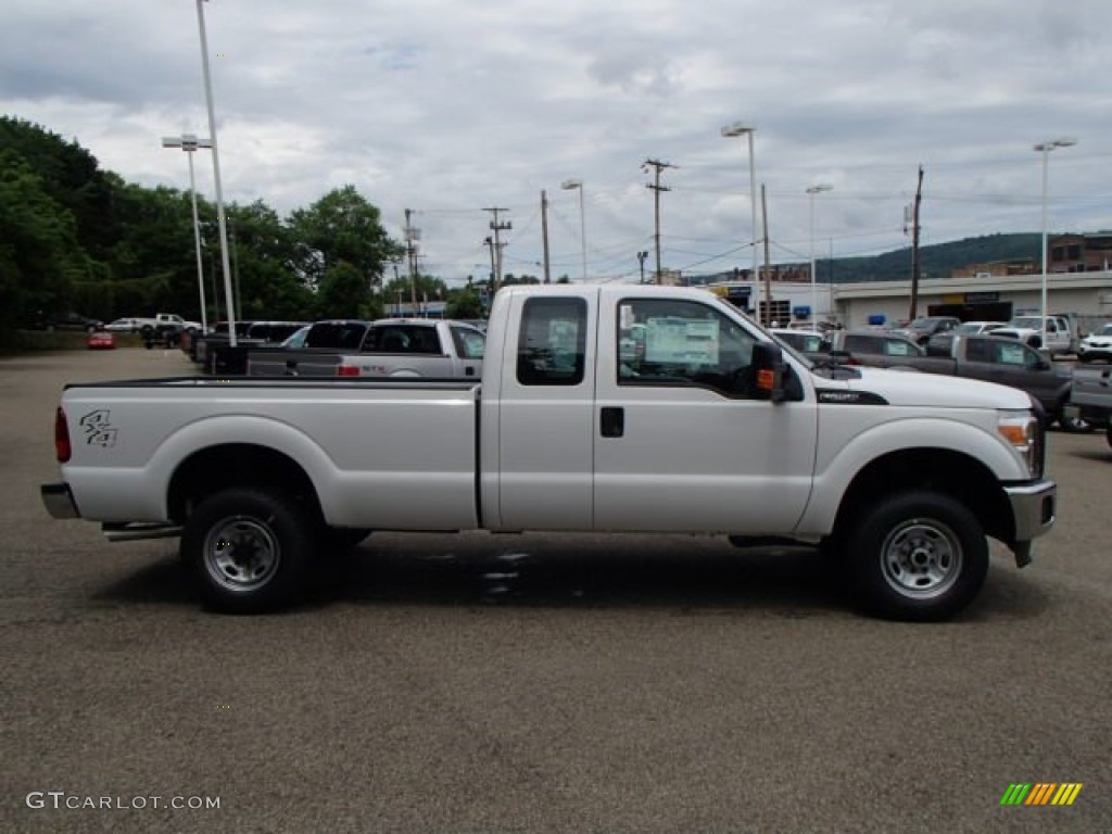 2013 F250 Super Duty XL SuperCab 4x4 - Oxford White / Steel photo #1