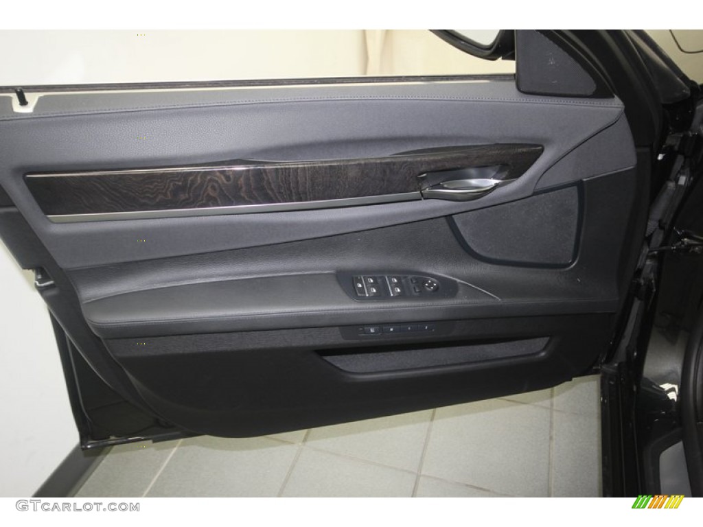 2013 7 Series 740Li Sedan - Black Sapphire Metallic / Black photo #13