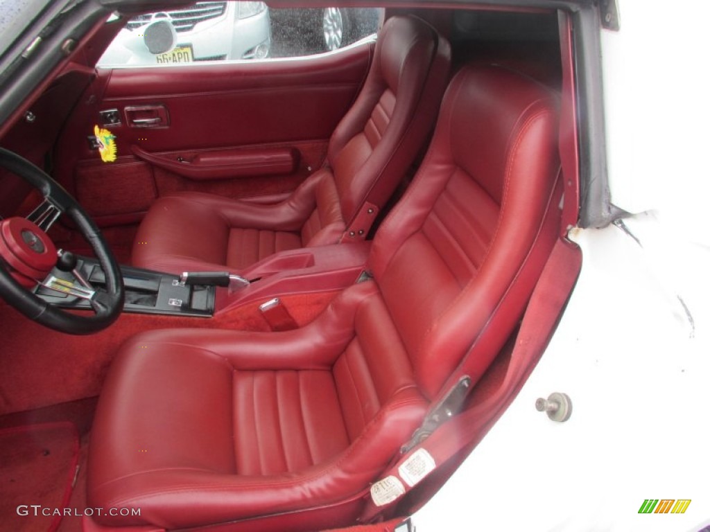 Dark Red Interior 1982 Chevrolet Corvette Coupe Photo #82961728