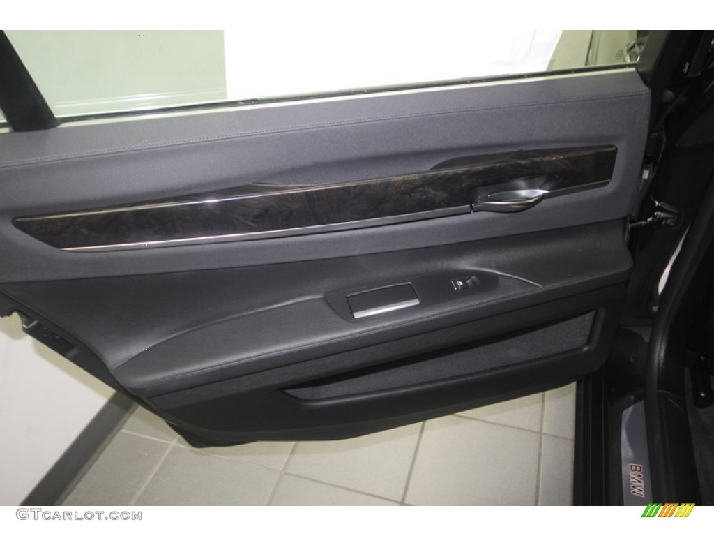 2013 7 Series 740Li Sedan - Black Sapphire Metallic / Black photo #29