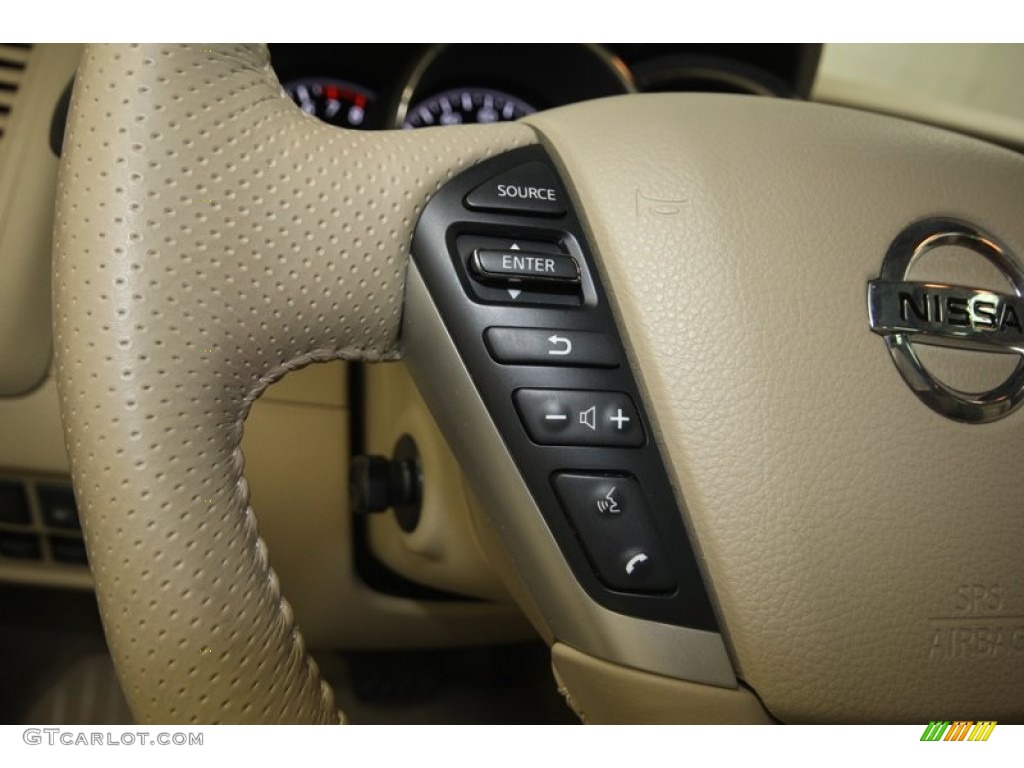 2012 Murano LE Platinum Edition - Pearl White / Beige photo #32