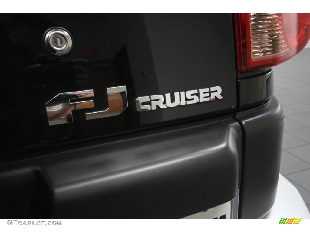 2011 FJ Cruiser 4WD - Black / Dark Charcoal photo #38