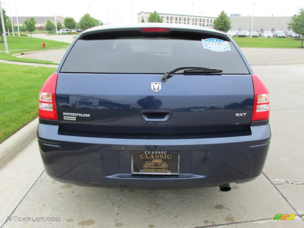 2006 Magnum SXT AWD - Midnight Blue Pearl / Dark Slate Gray/Light Slate Gray photo #4