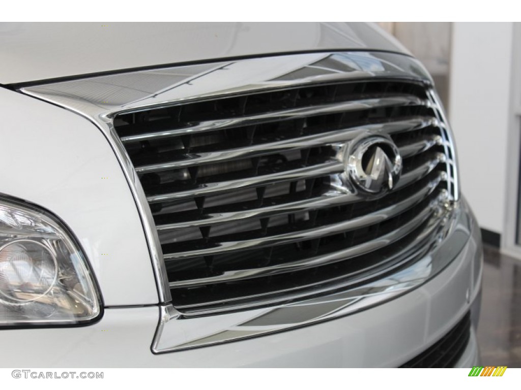 2013 QX 56 4WD - Liquid Platinum / Graphite photo #10