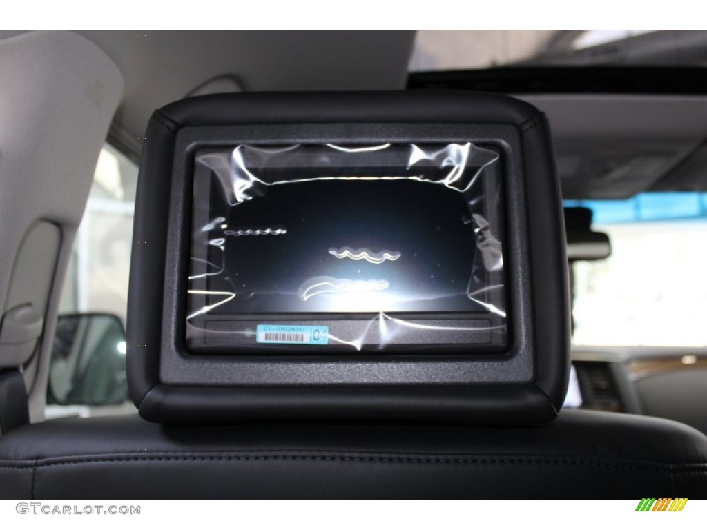 2013 Infiniti QX 56 4WD Entertainment System Photo #82968533