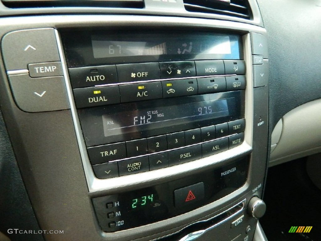 2009 Lexus IS 250 Controls Photos