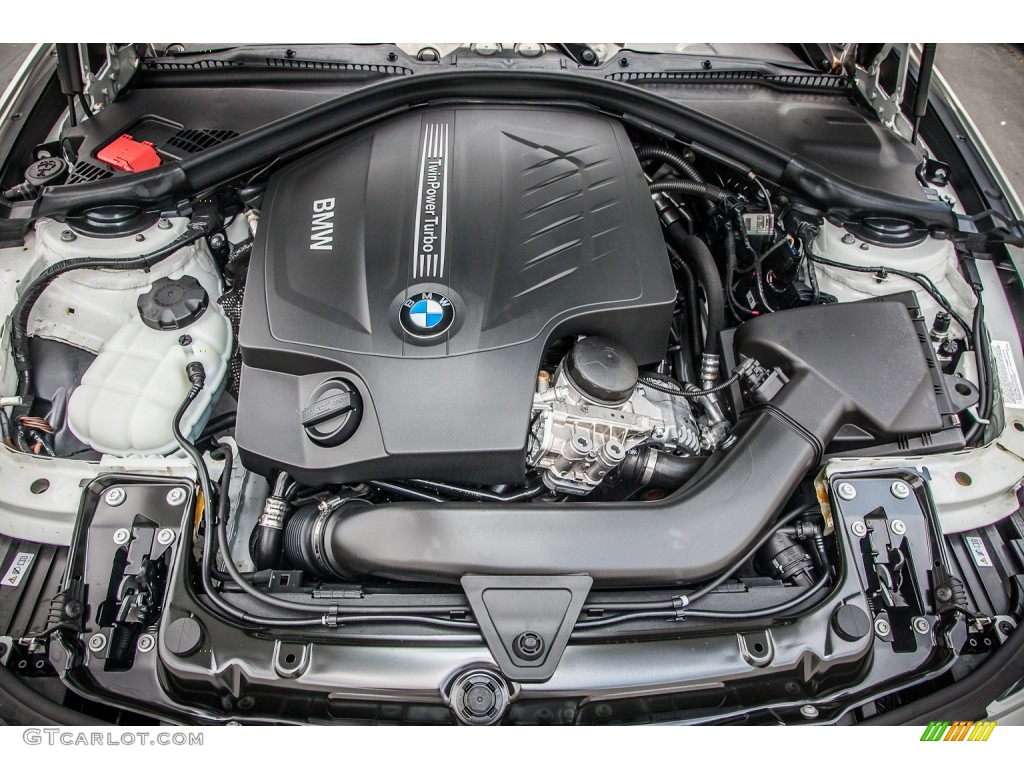 2013 BMW 3 Series 335i Sedan Engine Photos