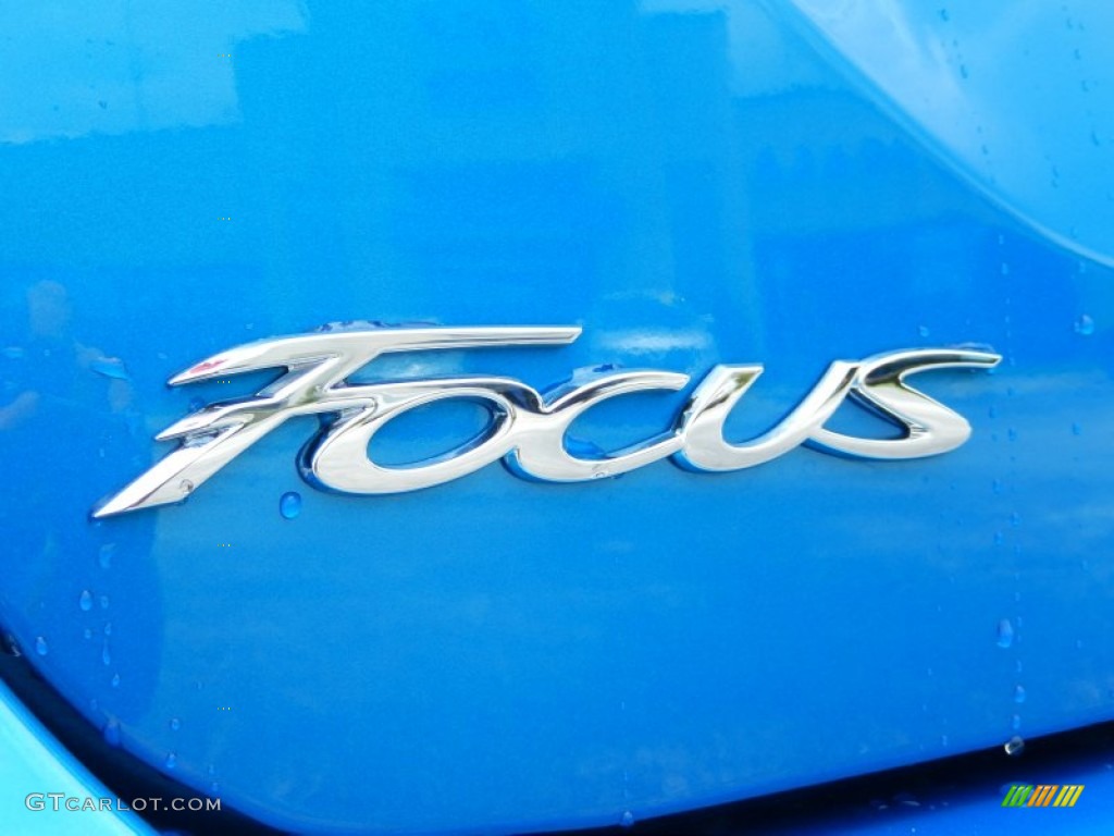 2013 Focus Titanium Sedan - Blue Candy / Charcoal Black photo #5