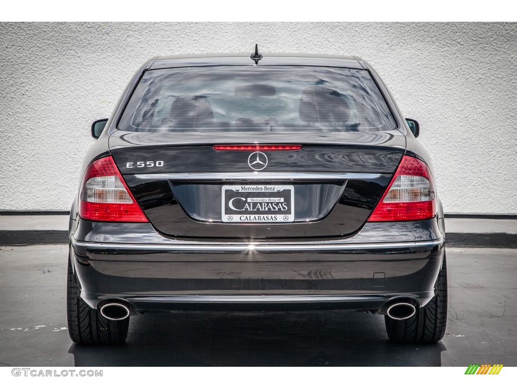 2008 E 550 Sedan - Black / Black photo #3