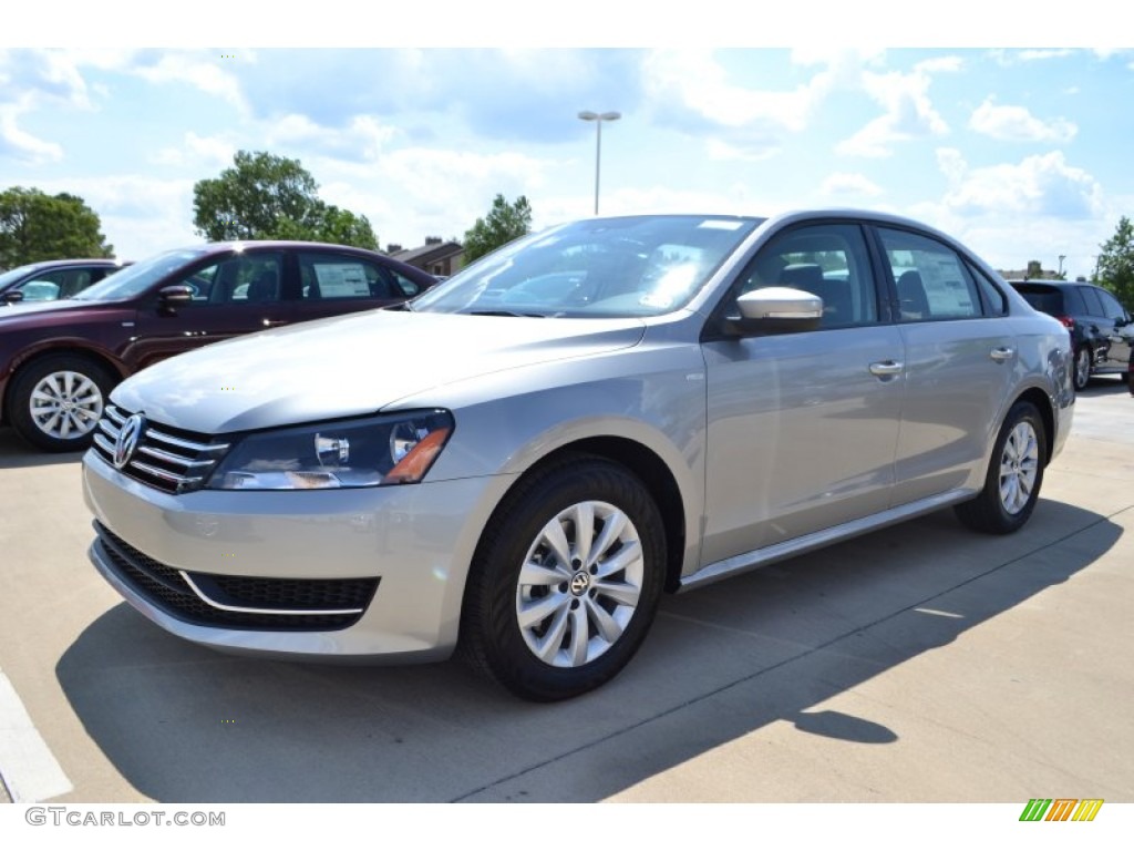 2013 Passat 2.5L S - Reflex Silver Metallic / Titan Black photo #1