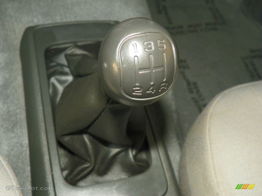 2005 Chevrolet Colorado LS Crew Cab Transmission Photos