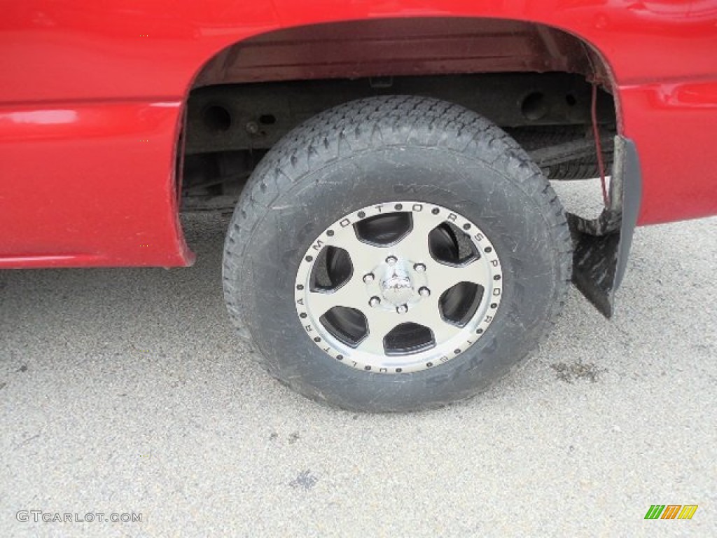 2007 Silverado 1500 Classic LS Extended Cab 4x4 - Victory Red / Dark Charcoal photo #3