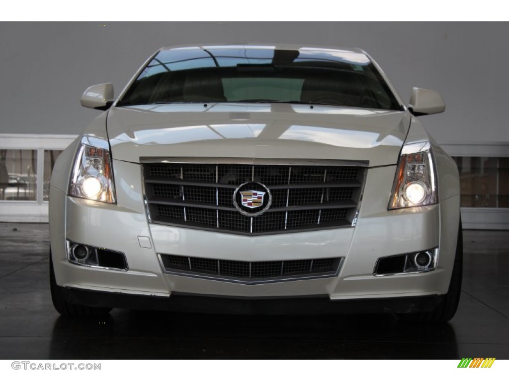 White Diamond Tricoat 2010 Cadillac CTS 3.0 Sedan Exterior Photo #82978630