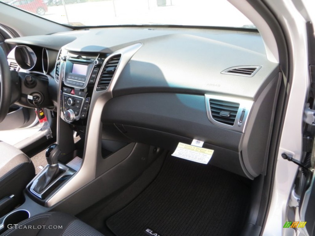 2013 Elantra GT - Silver / Black photo #16