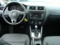 Black - Jetta SE Sedan Photo No. 8