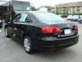 Black - Jetta SE Sedan Photo No. 4