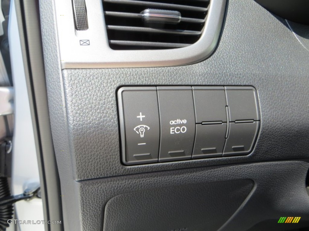 2013 Elantra GT - Silver / Black photo #31