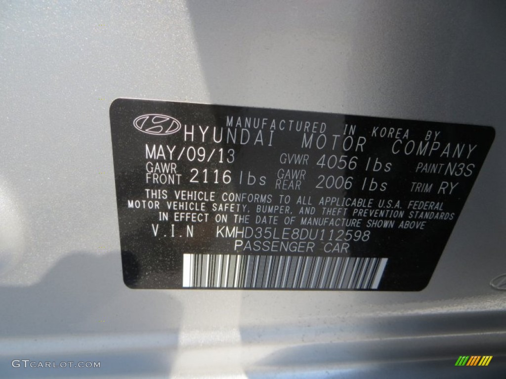 2013 Elantra GT - Silver / Black photo #32