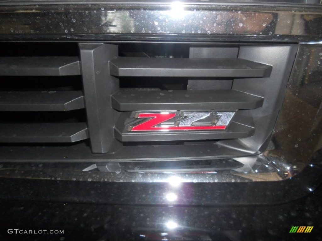 2014 Chevrolet Silverado 1500 LTZ Crew Cab 4x4 Marks and Logos Photos