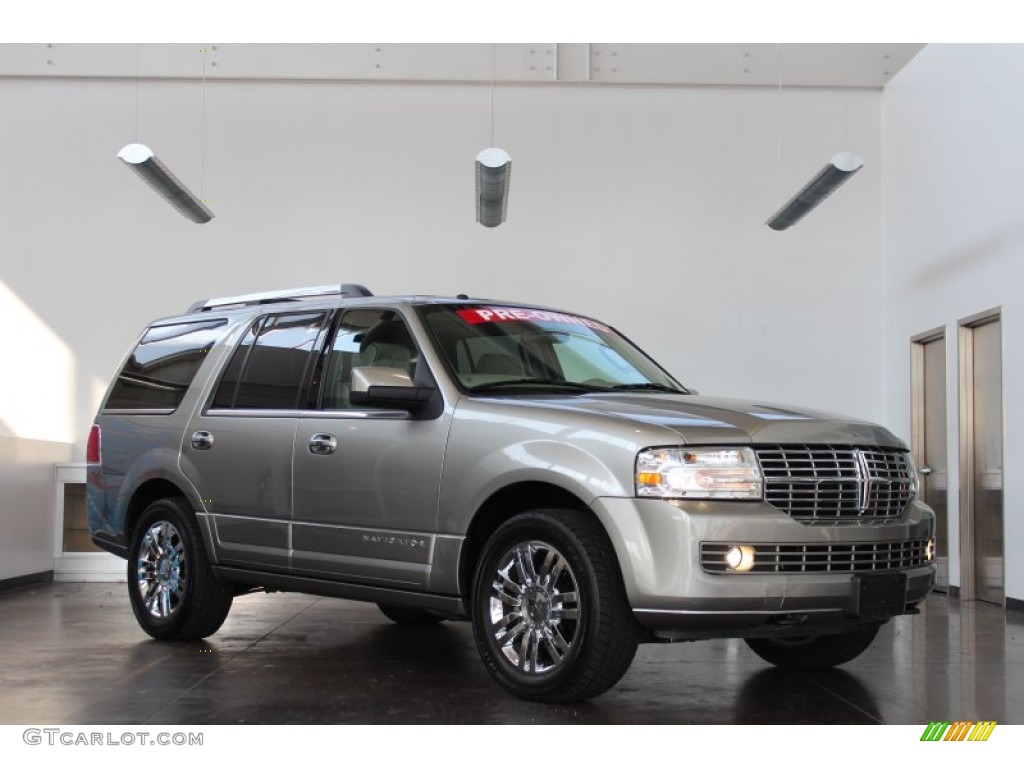 2008 Navigator Luxury - Vapor Silver Metallic / Stone/Charcoal Black photo #1