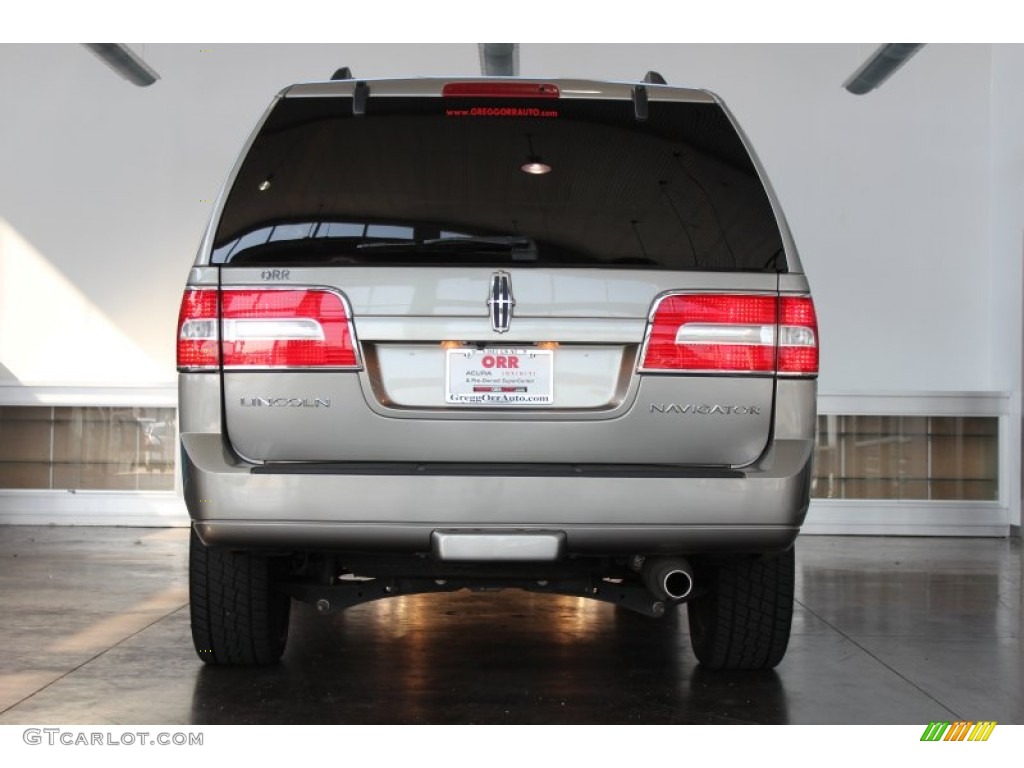 2008 Navigator Luxury - Vapor Silver Metallic / Stone/Charcoal Black photo #9