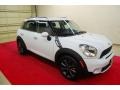 Light White - Cooper S Countryman Photo No. 1
