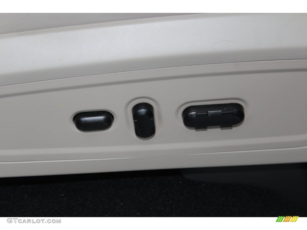 2008 Lincoln Navigator Luxury Controls Photo #82982086