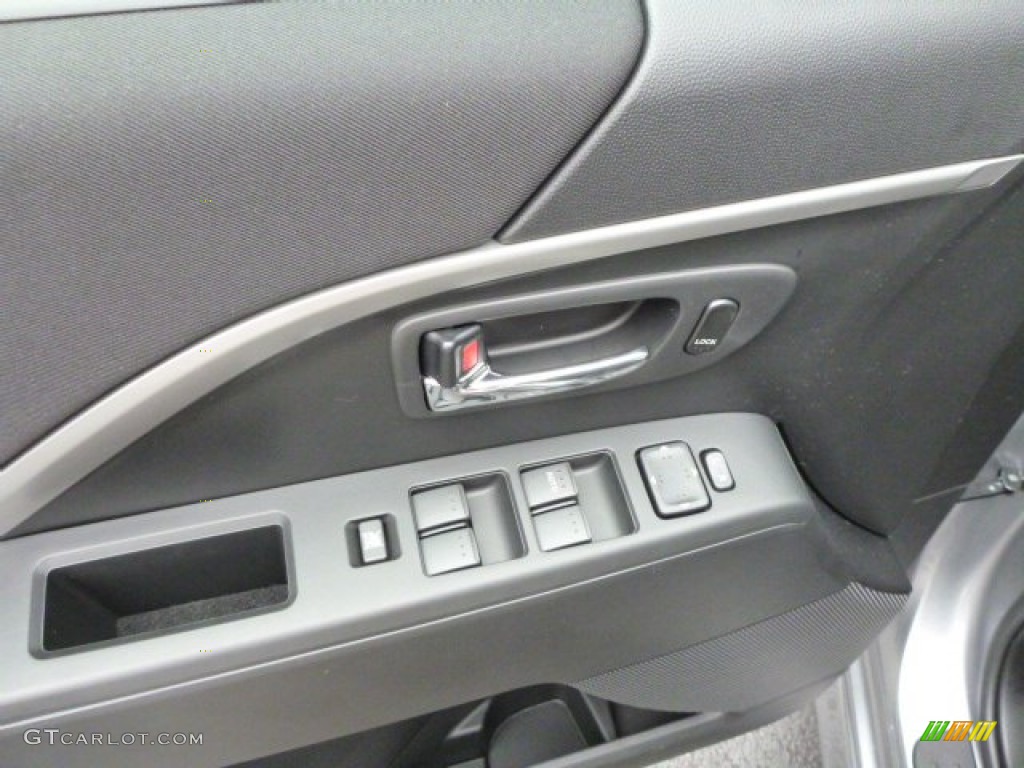 2013 MAZDA5 Touring - Liquid Silver Metallic / Black photo #14