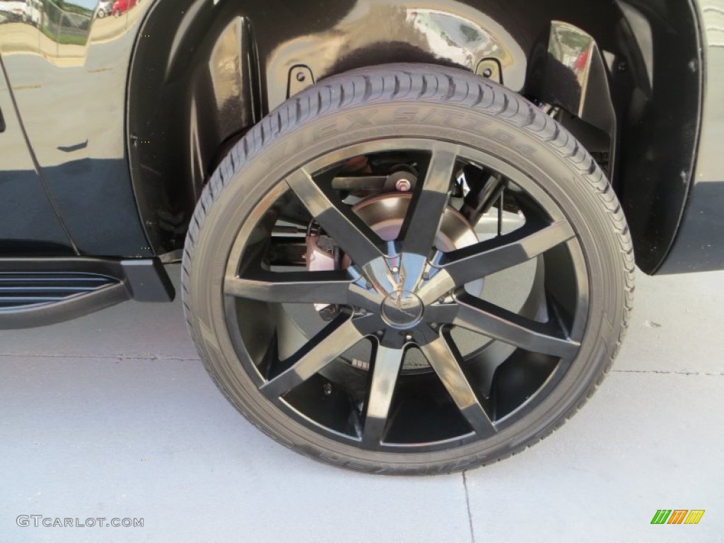 2013 Chevrolet Avalanche LS Custom Wheels Photo #82986793