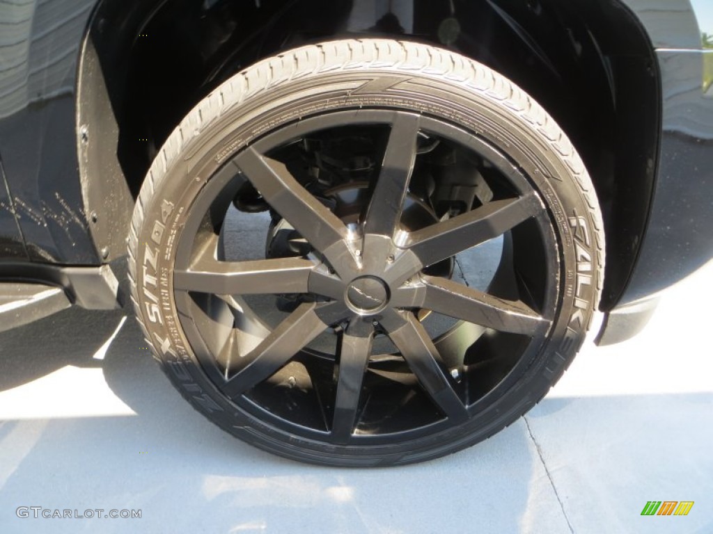 2013 Chevrolet Avalanche LS Custom Wheels Photos