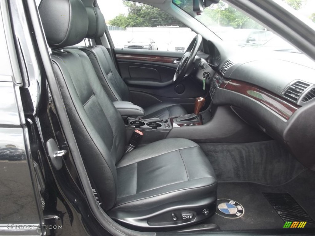 2005 3 Series 325i Sedan - Black Sapphire Metallic / Black photo #21