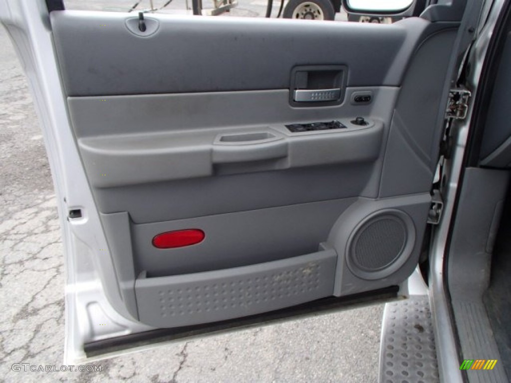 2005 Durango Limited 4x4 - Bright Silver Metallic / Dark Khaki/Light Graystone photo #11