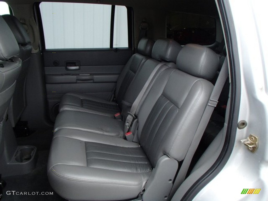 2005 Durango Limited 4x4 - Bright Silver Metallic / Dark Khaki/Light Graystone photo #12