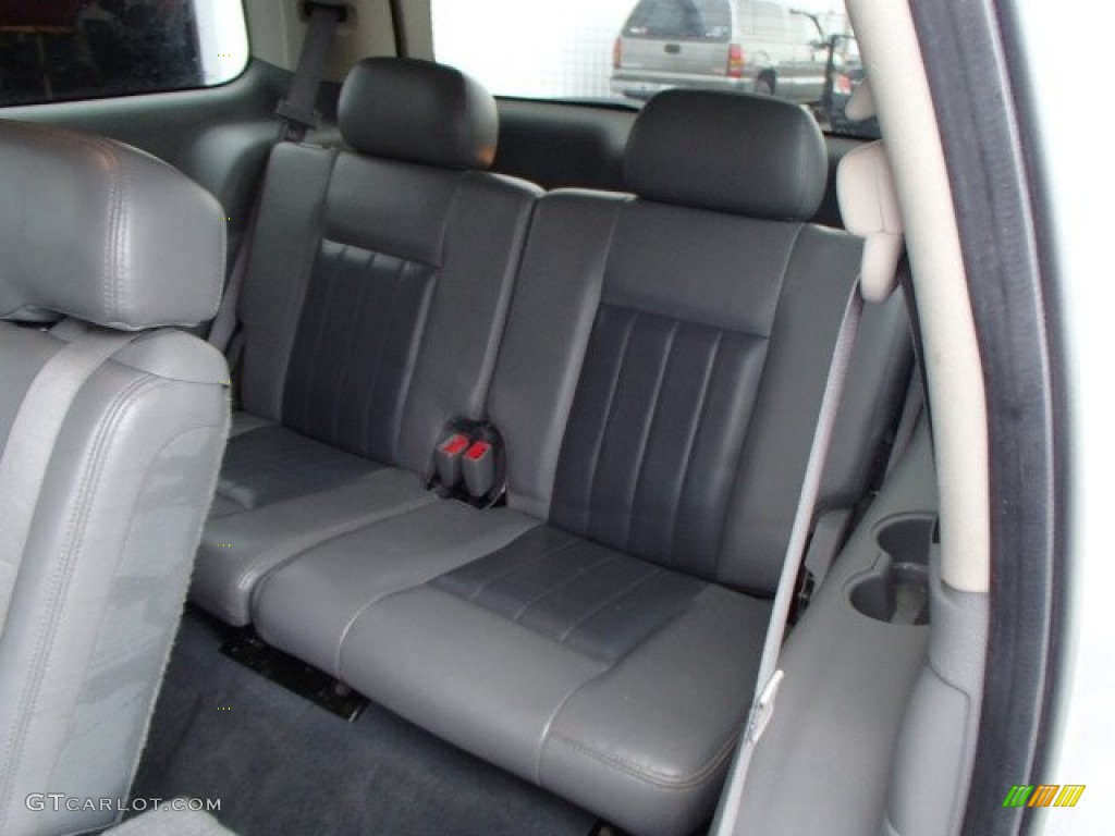 2005 Durango Limited 4x4 - Bright Silver Metallic / Dark Khaki/Light Graystone photo #14