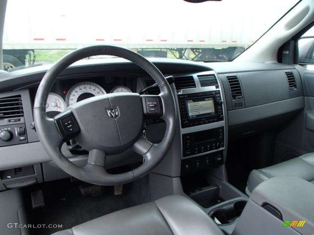 2005 Durango Limited 4x4 - Bright Silver Metallic / Dark Khaki/Light Graystone photo #15
