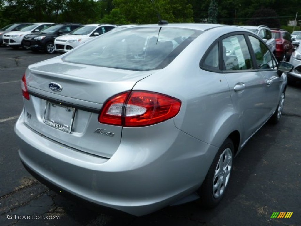 2013 Fiesta S Sedan - Ingot Silver / Charcoal Black/Light Stone photo #2