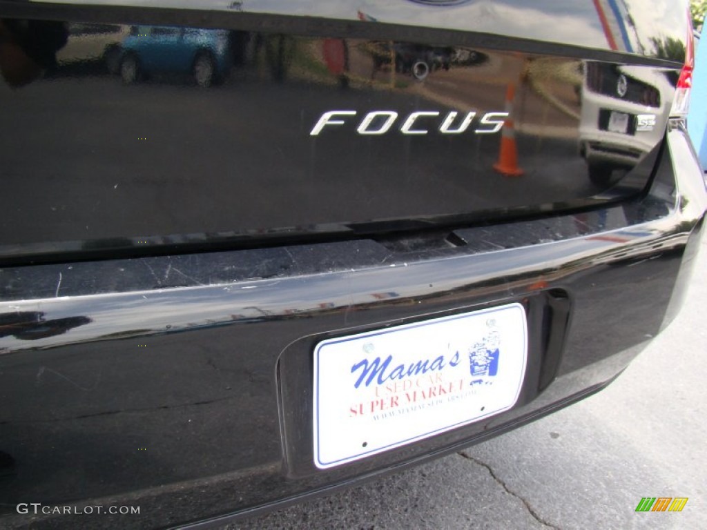 2008 Focus SE Coupe - Black / Charcoal Black photo #28