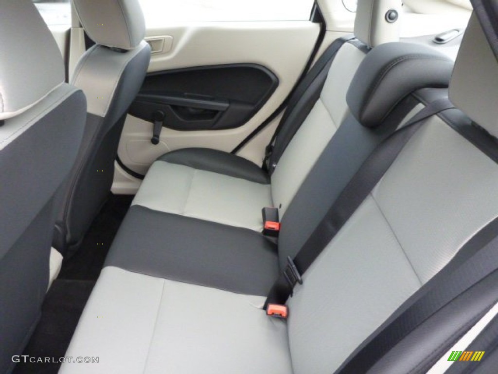 2013 Fiesta S Sedan - Ingot Silver / Charcoal Black/Light Stone photo #9