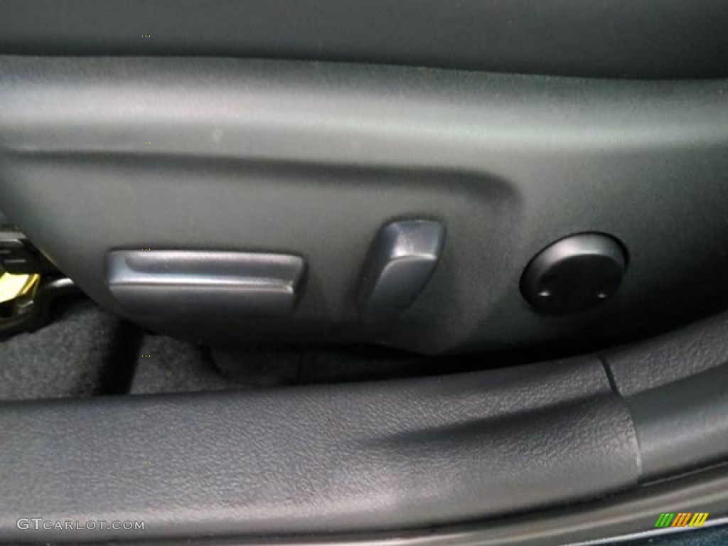 2013 Camry SE - Cosmic Gray Metallic / Black photo #11
